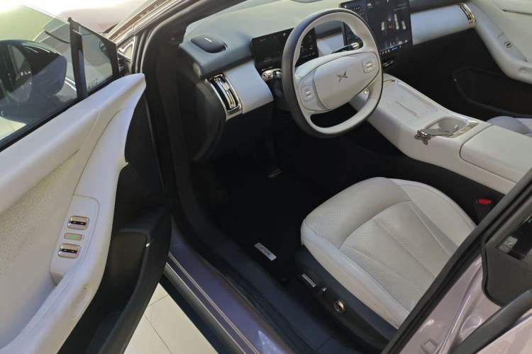 Used XPeng P7+ 2024 Long-Range Max Driver Seat