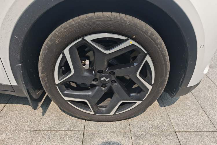 Used ONVO L60 2025 Model—60 kWh Rear-Wheel-Drive Version
