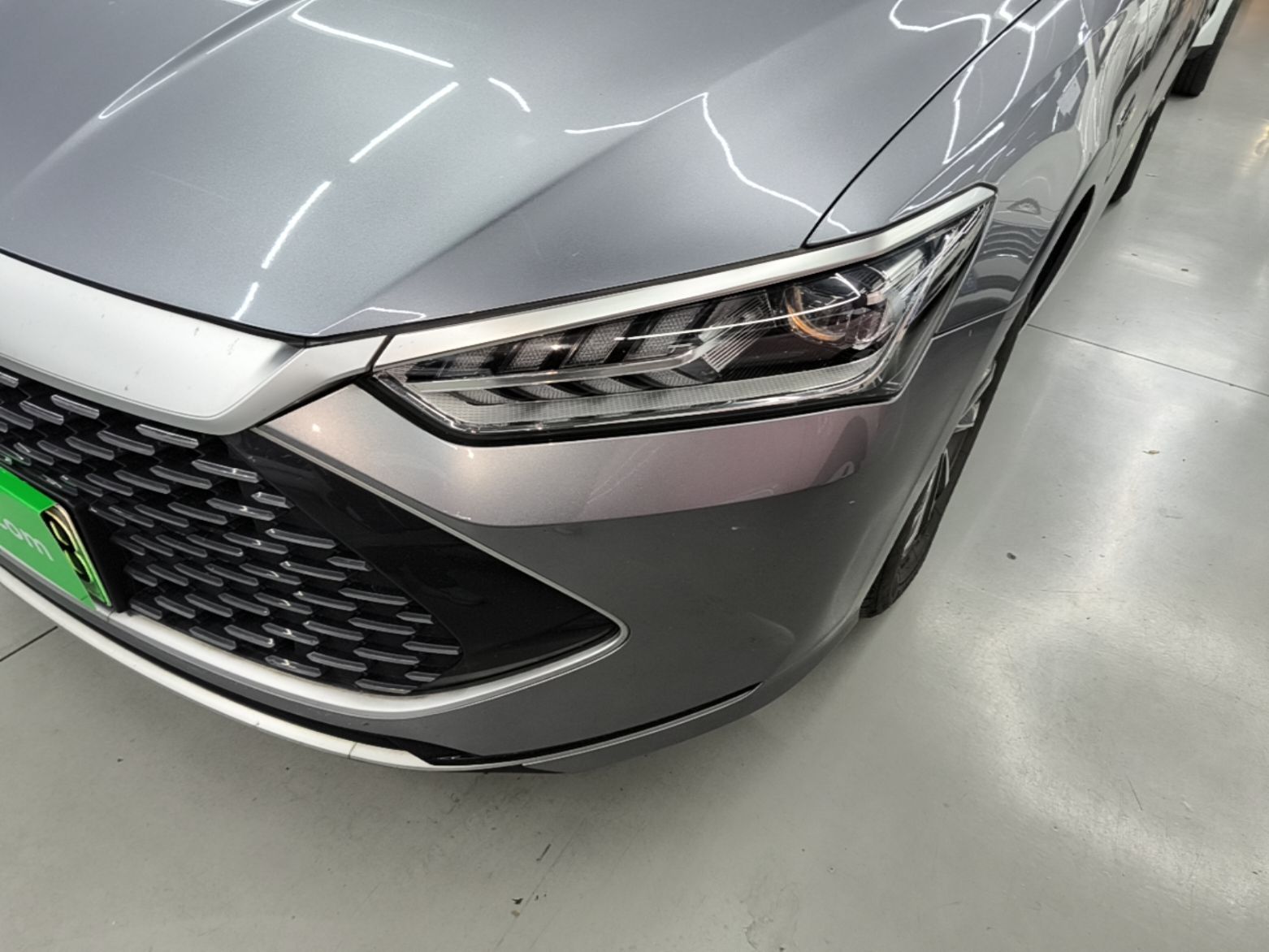 BYD Qin PLUS 2023 Champion Edition DM-i 55KM Leading Model — снимка 8