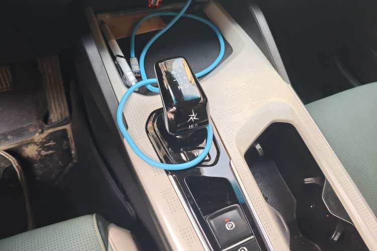 Used Geely Auto Emgrand L HiP 2022 1.5TD-DHT Pro 100KM Super Rui Gear Lever