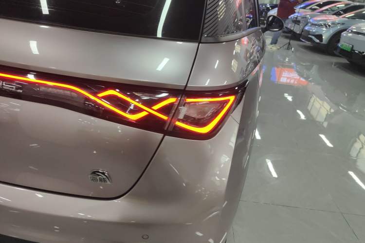 Used BYD Dolphin 2021 405 km Fashion Edition
