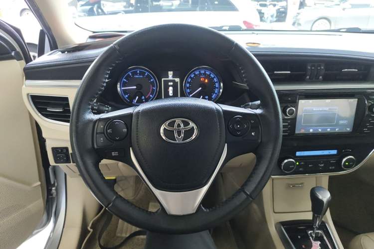 Used Toyota Corolla 2014 1.8L CVT GLX-i