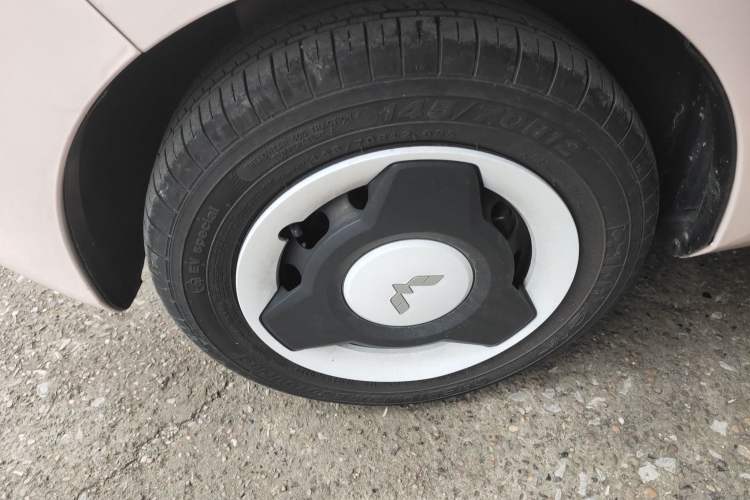 Used Wuling Hongguang MINIEV 2022 Macaron Fashion Model Lithium Iron Phosphate