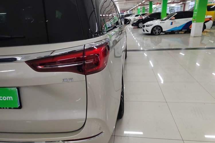 Used Buick GL8 2021 ES Land Cruiser 653T Luxury Edition