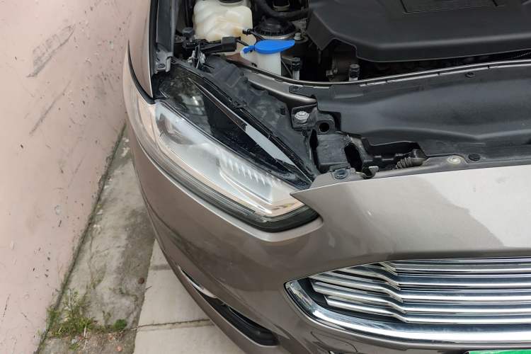 Used Ford Mondeo 2013 2.0L GTDi 200 Luxury Model