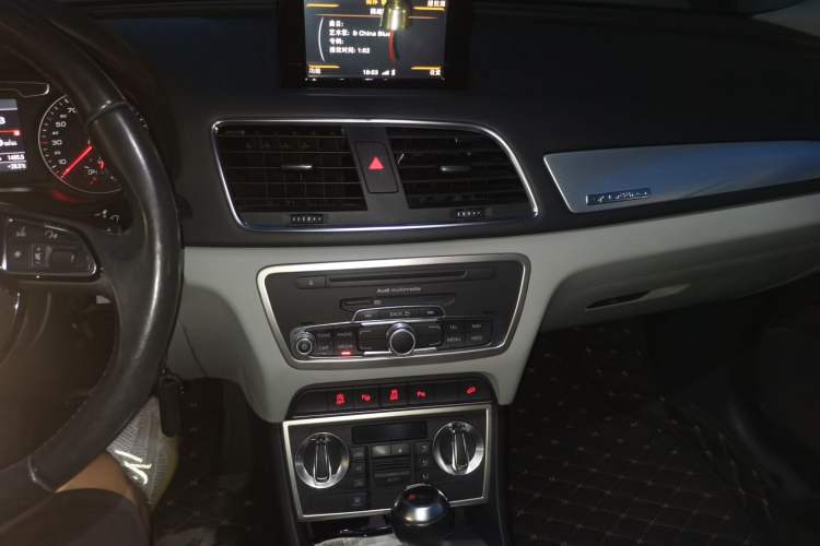 Used Audi Q3 2012 35 TFSI quattro Comfort Model
