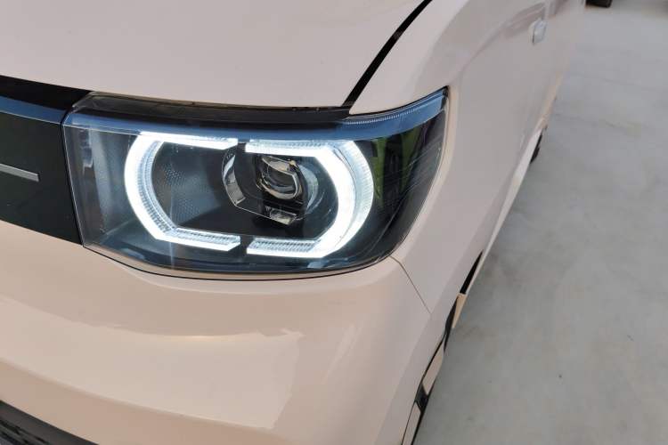 Used Wuling Hongguang MINIEV 2022 Macaron Premium Model – Lithium Iron Phosphate
