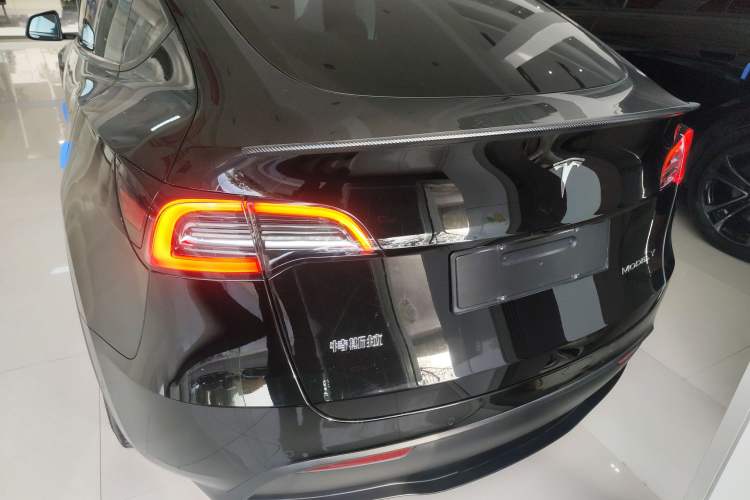 Used Tesla Model Y 2022 Rear-Wheel-Drive Version