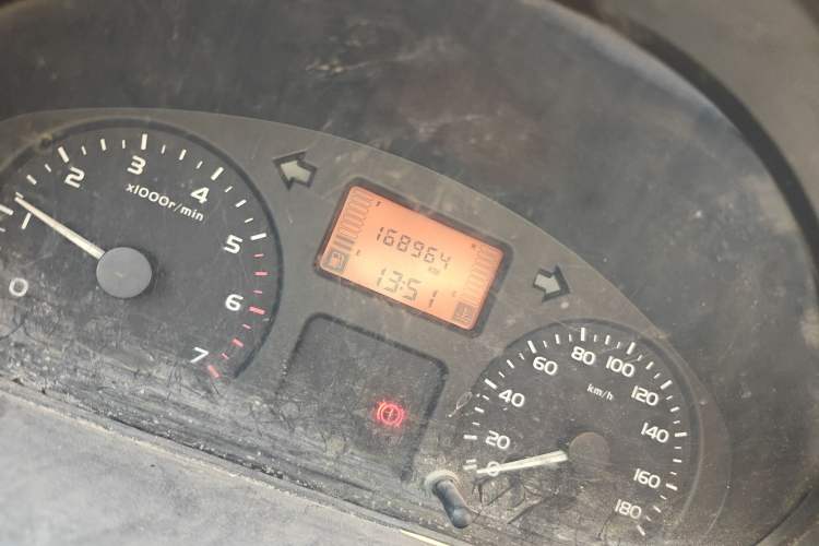 Used Wuling Rongguang 2011 1.2L Standard Version
