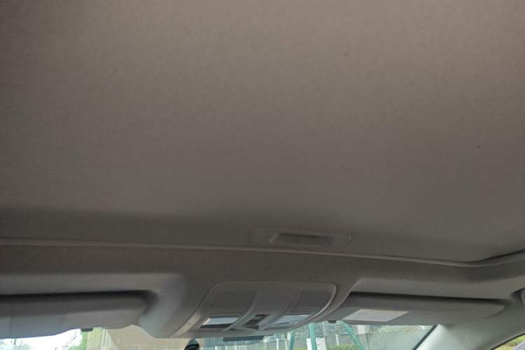 Used Mazda 3 Axela 2016 Sedan 1.5L Automatic Luxury Model