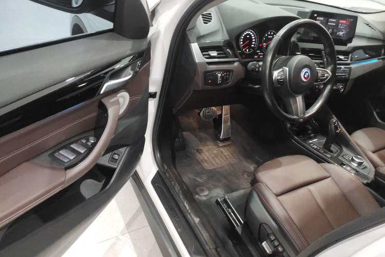 Used BMW X1 2022 sDrive25Li Leading Model
