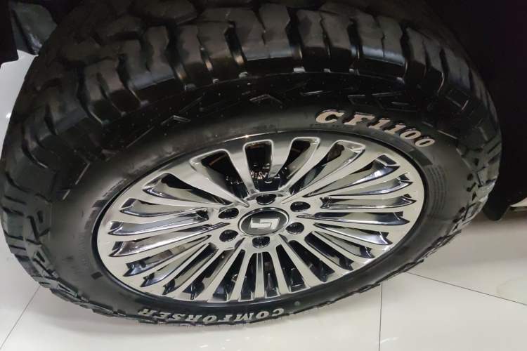 Used Tank 500 New Energy 2024 Hi4-T Left Front Wheel Hub