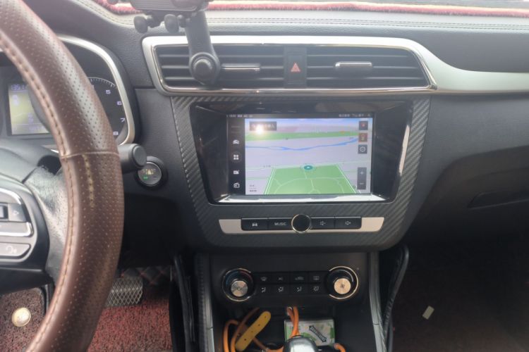 Used MG ZS 2017 1.5L Automatic Luxury Internet Edition Audio And AC Panel