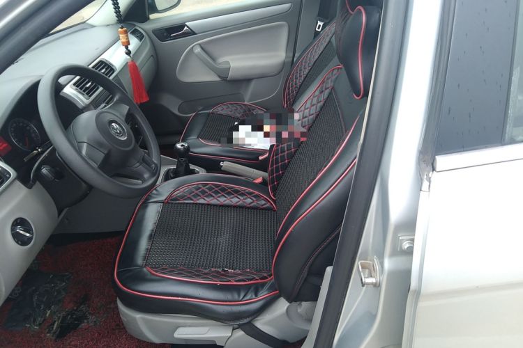 Used Volkswagen Bora 2012 1.6L Manual Fashion Edition Left Front Seat