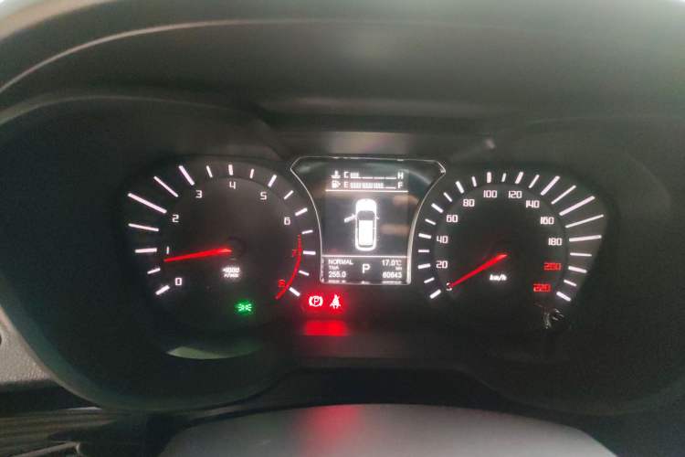 Used GAC Trumpchi GS4 2017 235T Automatic Two-Wheel Drive Luxury Smart Connectivity Version Instrument Cluster