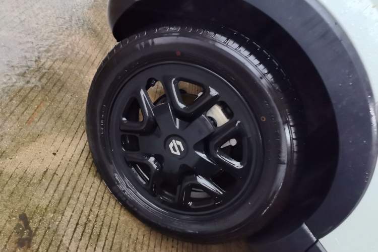 Used Leapmotor T03 2025 310 Comfort Edition Right Rear Wheel Hub