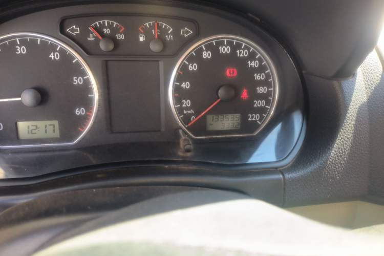 Used Volkswagen Polo 2011 Jingqu 1.4L Manual Shishang Edition Odometer Close Up