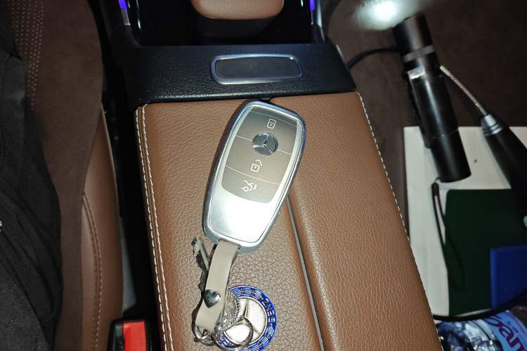 Used Mercedes-Benz GLB 2023 GLB 220 Sport Edition Vehicle Key