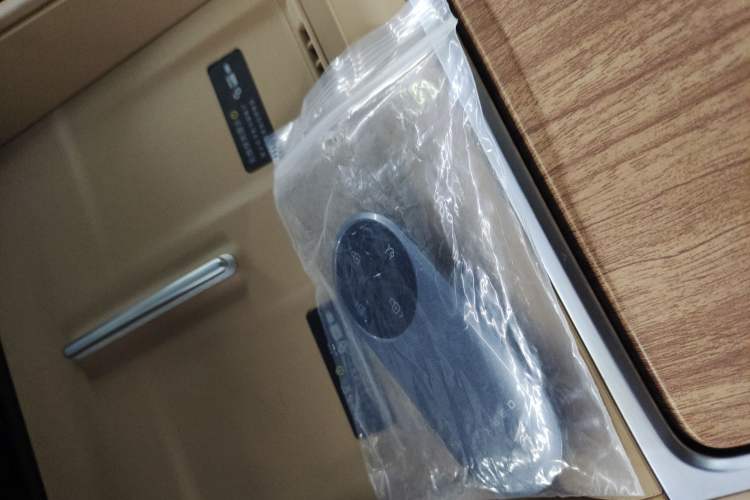 Used Hima Luxeed R7 2024 Pure Electric 667km Pro Interior 1