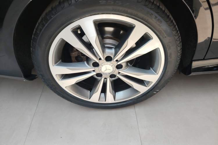 Used Mercedes-Benz E-Class 2015 E 260 L Sport Edition
