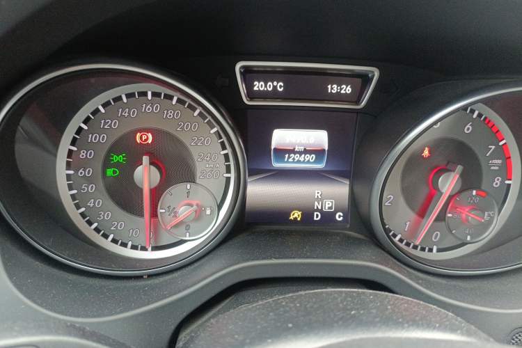 Used Mercedes-Benz CLA 2016 CLA 200 Style Edition Odometer Close Up