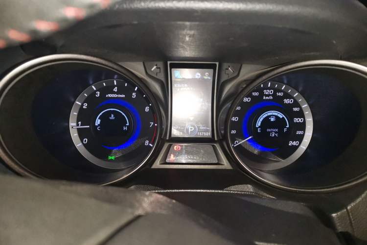 Used CHANGAN CS75 2015 1.8T Automatic 4x4 Prestige Model China V Emission Standard