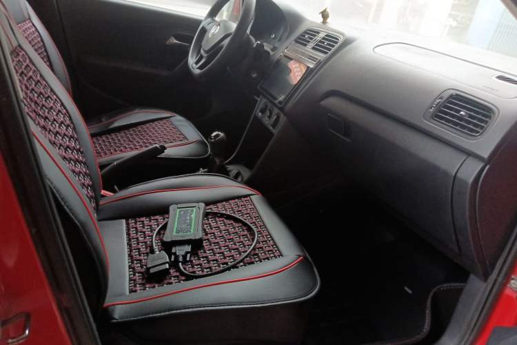 Used Volkswagen Polo 2014 1.4L Manual Fashion Edition