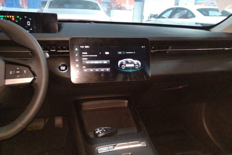 Used CHANGAN OSHAN 520 2025 Standard Edition