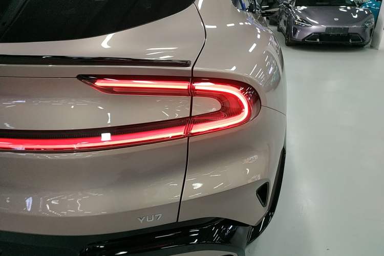 Used Xiaomi Auto YU7 2025 Ultra-Long Range Rear-Wheel Drive Version
