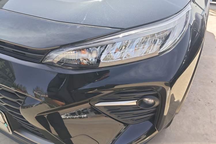 Used Toyota Wildlander 2022 Updated Version 2.0L CVT Two-Wheel Drive Leading Edition
