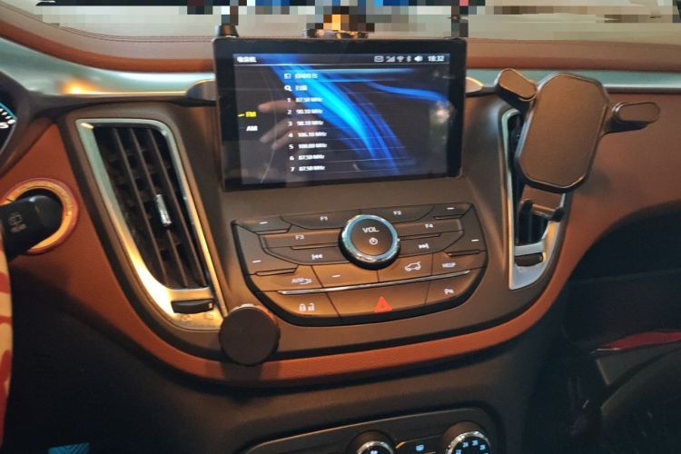 Used Soueast DX7 2015 1.5T Manual Luxury Model