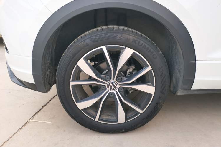 Used Volkswagen T-ROC 2025 300TSI DSG Two-Wheel Drive Chen Guang Edition