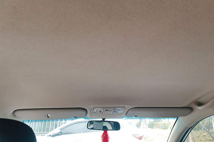 Used Kia K2 2015 Sedan 1.4L MT GLS
