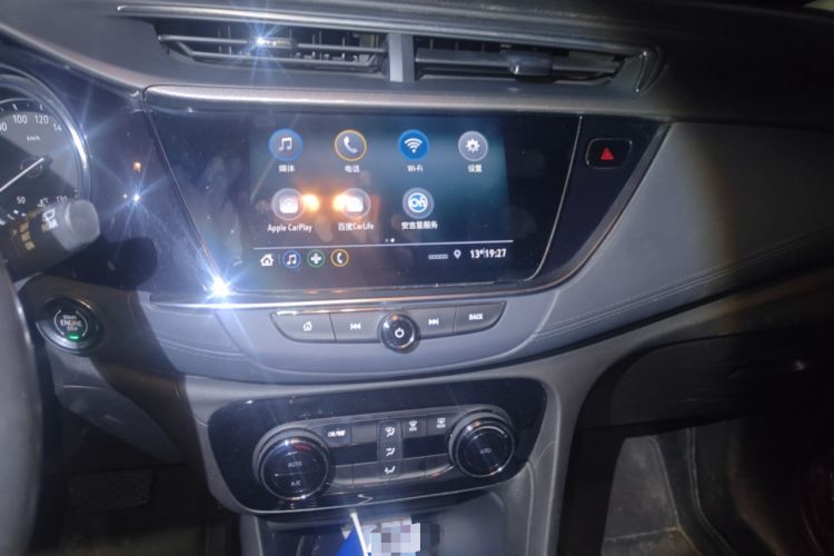 Used Buick Encore GX 2020 20T CVT Two-Wheel Drive Luxury Version Audio And AC Panel