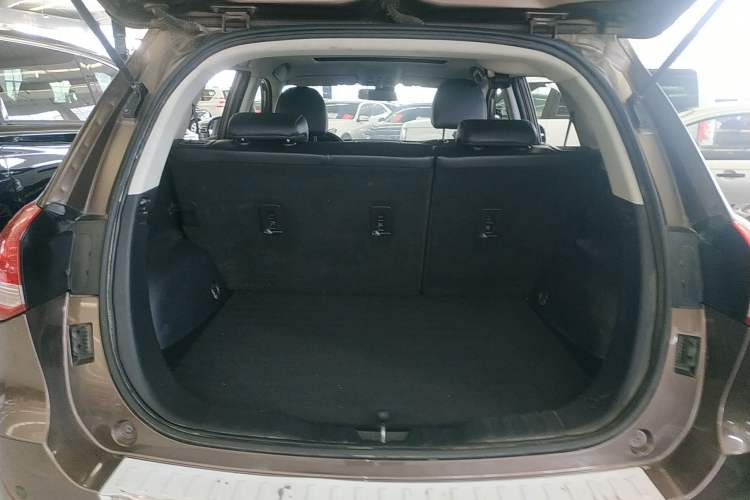 Used Haval H2 2017 Blue Label 1.5T Manual Two-Wheel Drive Luxury Model