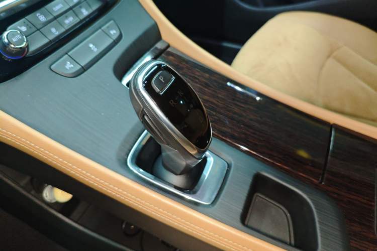 Used Buick LaCrosse 2018 28T Elite Edition
