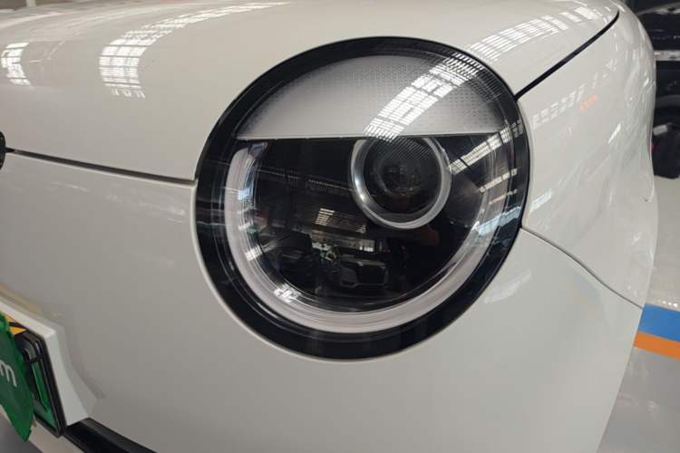 Used CHANGAN NEVO Lumin 2023 301km Honey Dew Edition
