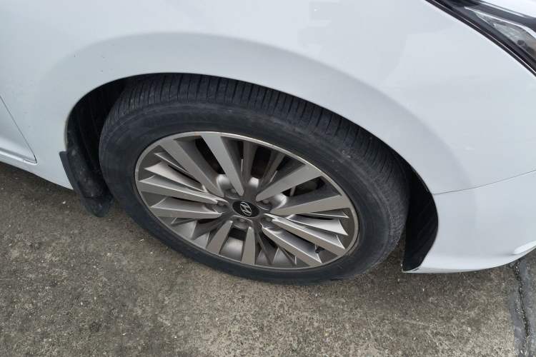 Used Hyundai Mistra 2017 1.8L Automatic Smart GLS China V Standard Right Front Wheel Hub