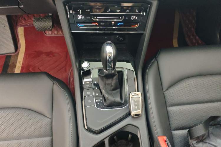 Used Volkswagen Tharu 2022 330TSI Four-Wheel Drive Luxury Edition