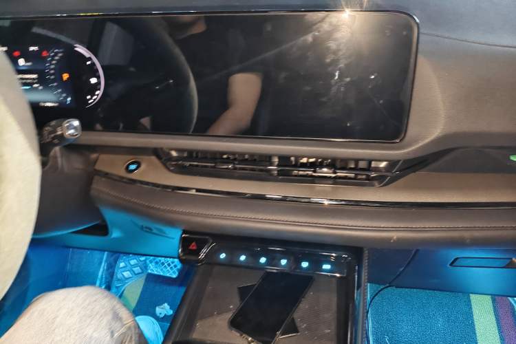 Used Ford Equator Sport 2022 EcoBoost 170 Platinum Edition