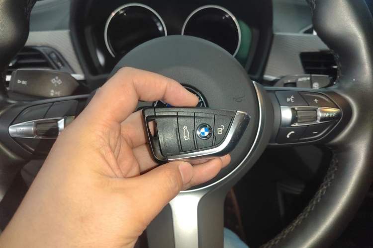 Used BMW X2 2019 sDrive25i Luxury Model with M Off-Road Package China VI Emission Standard
