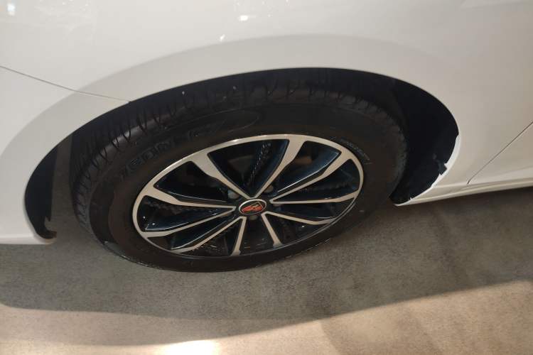 Used Roewe i5 2020 1.5L Automatic 4G Connect Luxury Flagship Edition