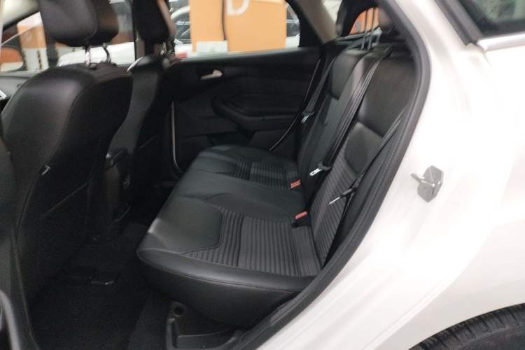 Used Ford Focus 2017 Hatchback EcoBoost 180 Automatic Elite Model Left Rear Seat