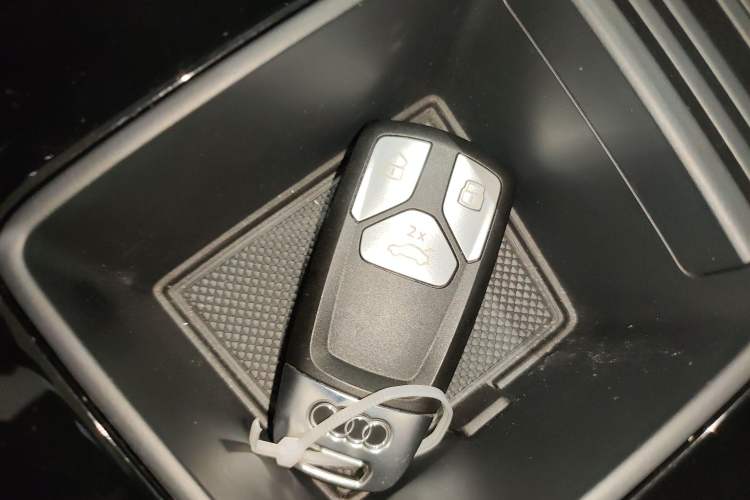 Used Audi Q5L 2024 45 TFSI Luxury Dynamic Model Interior 1