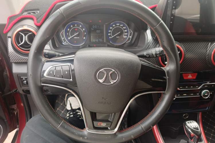 Used BAIC Senova X25 2015 1.5L manual Comfort trim level