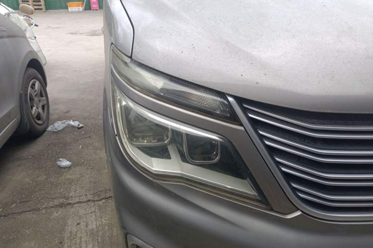 Used FORTHING Lingzhi 2019 M5 1.6L Exclusive Edition 7-Seater