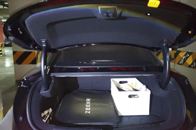 Used Zeekr 007 2025 Rear-Drive Intelligent Driving Version 75 kWh Trunk