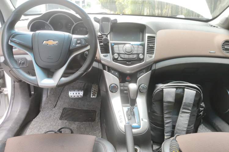 Used Chevrolet Cruze 2013 Hatchback 1.6L Automatic Luxury Model