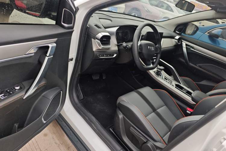 Used Geely Auto Coolray 2024 1.5T DCT Longteng Edition Driver Seat