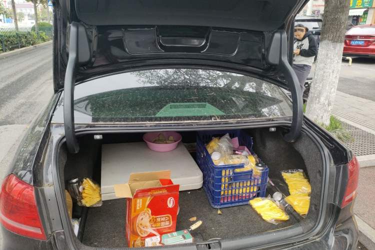 Used Volkswagen Passat 2013 1.8TSI DSG Prestige Edition Trunk